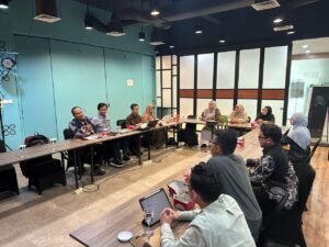 Kolaborasi Internasional untuk Ukur Dampak Sosial Ekonomi Alumni